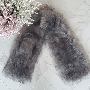 INDIGO Faux Fur Scarf